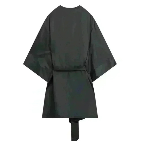 ThirdLove Black Robe - Picture 2 of 10